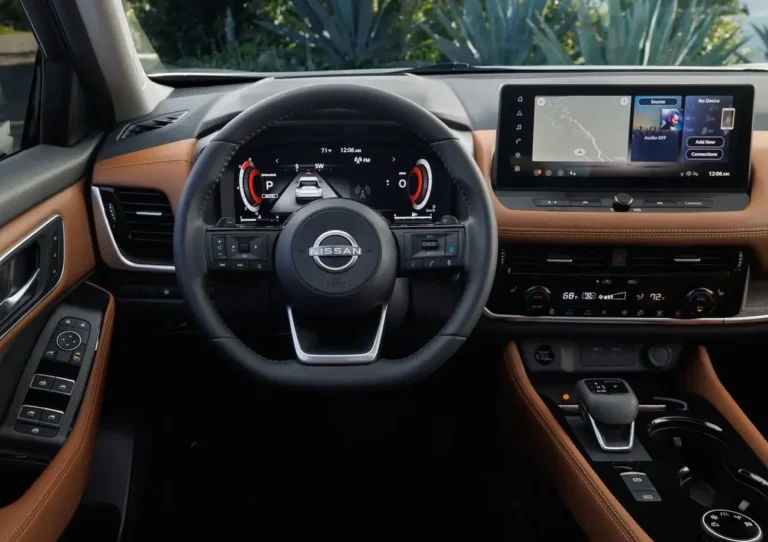 Nissan Rogue Large Infotainment Display With Wireless Apple CarPlay