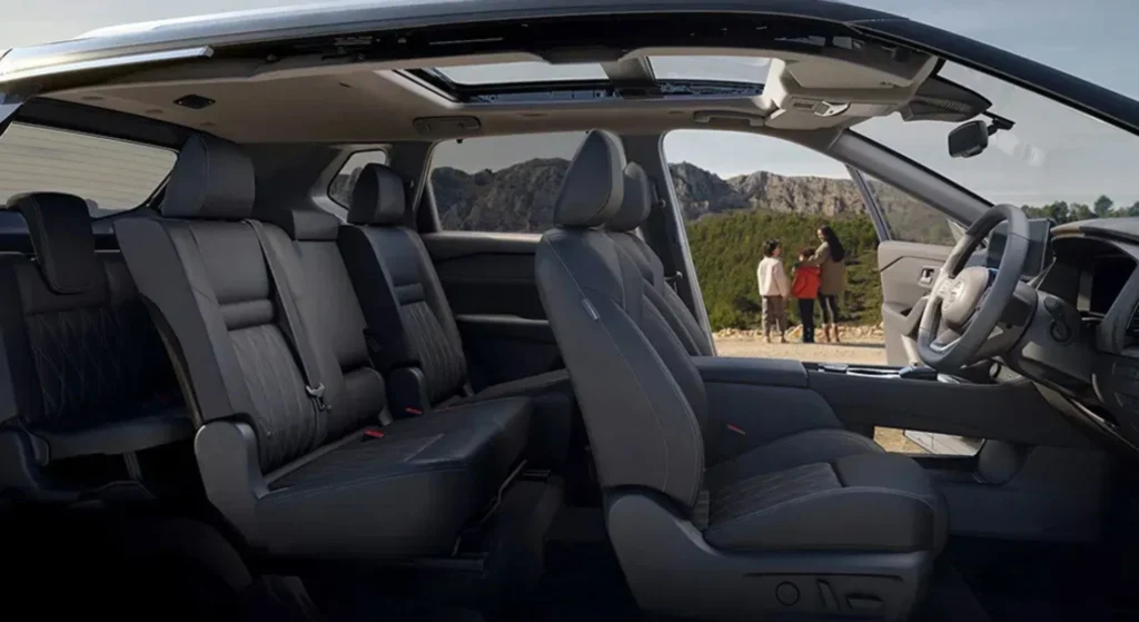Nissan Rogue or X-trail with 7 Seat