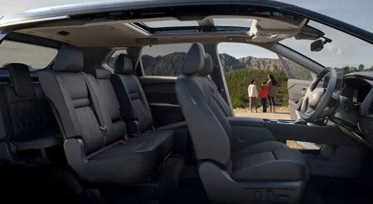 Nissan Rogue or X-trail with 7 Seat