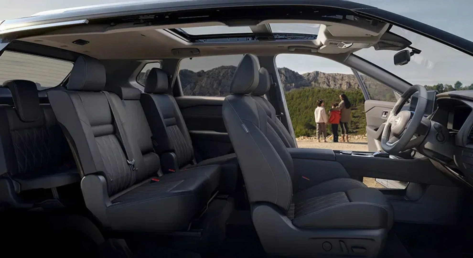 Nissan Rogue or X-trail with 7 Seat