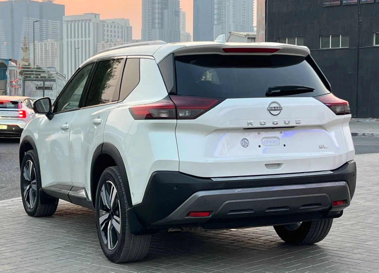 Nissan Rogue SL shown in Everest White Pearl Color